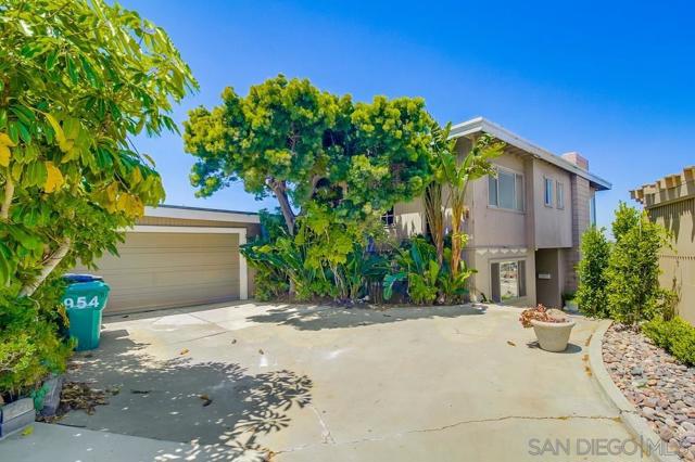 954 Harbor View Dr, San Diego CA: https://media.crmls.org/mediaz/d1ad01ce-6c4e-49a1-bb85-c9d360b60d15.jpg