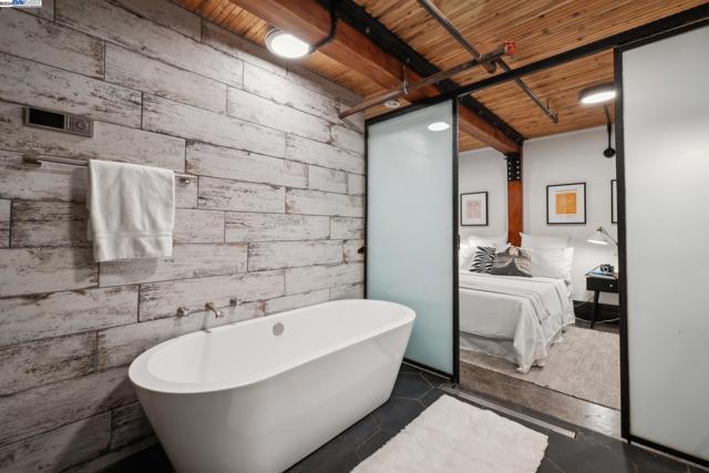 Image 28 of 45 For 6105 San Pablo Avenue  102