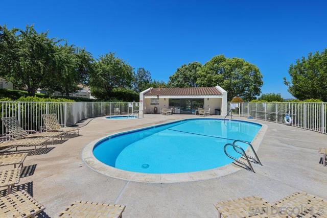 17706 Villamoura Dr, Poway CA: https://media.crmls.org/mediaz/d1adea4f-e4ff-4b64-a21c-7ebd94ce9637.jpg