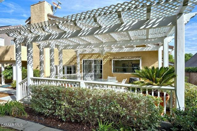 29140 Quail Run Drive, Agoura Hills CA: https://media.crmls.org/mediaz/d1ae39bd-8da7-4b4a-92af-febc2f0855f0.jpg