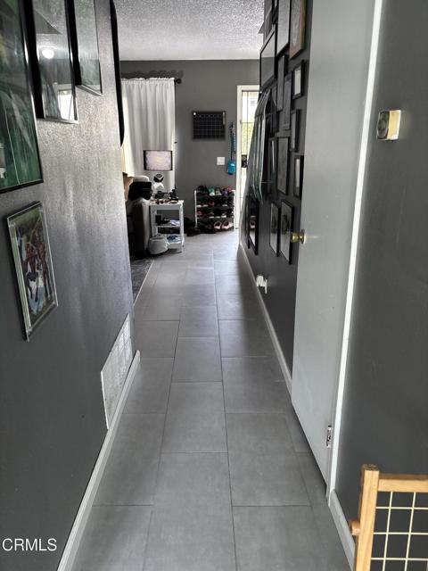 Detail Gallery Image 6 of 14 For 1431 Casa San Carlos Ln #B,  Oxnard,  CA 93033 - 2 Beds | 1/1 Baths