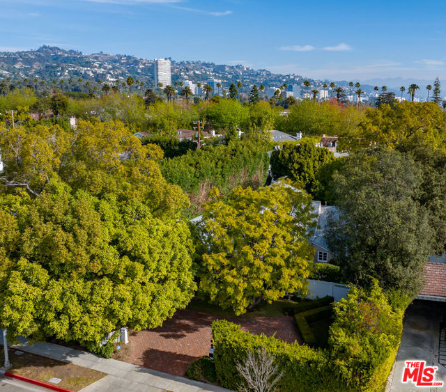 610 Rexford Drive, Beverly Hills, California 90210, 3 Bedrooms Bedrooms, ,3 BathroomsBathrooms,Single Family Residence,For Sale,Rexford,24349549