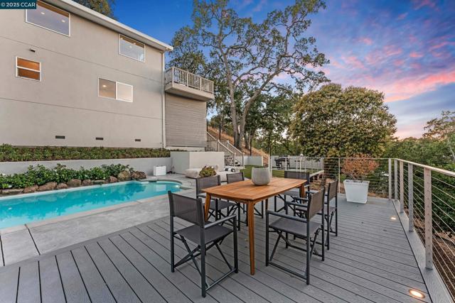 127 Caminar Way, Walnut Creek CA: https://media.crmls.org/mediaz/d1b15f42-2a7e-4e49-9a33-3028559c538b.jpg
