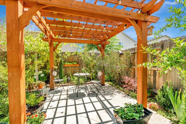 1420 Primitivo Lane, Manteca CA: https://media.crmls.org/mediaz/d1b20d85-ed03-49f8-b433-cbc6eb3f6f23.jpg