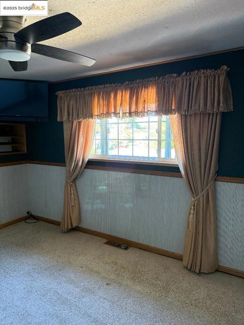 3405 Garrow Dr, Antioch CA: https://media.crmls.org/mediaz/d1b3ba4b-0d8c-46cb-8f49-421024604d7c.jpg