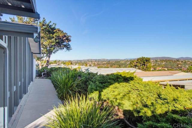 Detail Gallery Image 4 of 34 For 350 N El Camino Real #72,  Encinitas,  CA 92024 - 2 Beds | 2 Baths