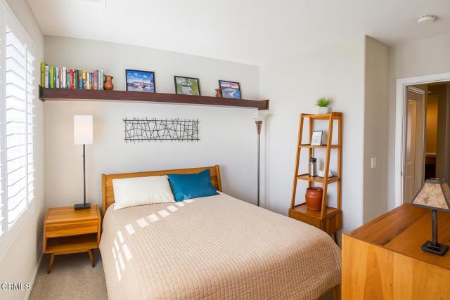 Detail Gallery Image 14 of 18 For 3661 Islander Walk, Oxnard,  CA 93035 - 3 Beds | 3/1 Baths