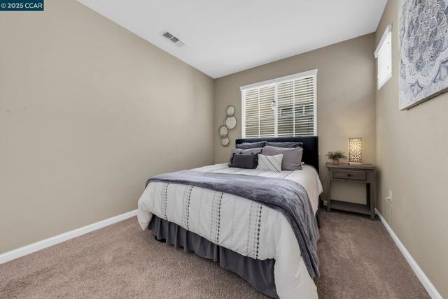 1037 Gridley Dr, Pittsburg CA: https://media.crmls.org/mediaz/d1b495e3-bdb1-4a4b-baca-7187d0680c55.jpg