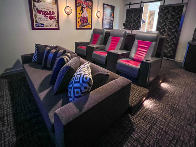 12 Varsity Circle, Rancho Mirage CA: https://media.crmls.org/mediaz/d1b49a8c-6b47-4fb0-b8a4-d36f121068ae.jpg