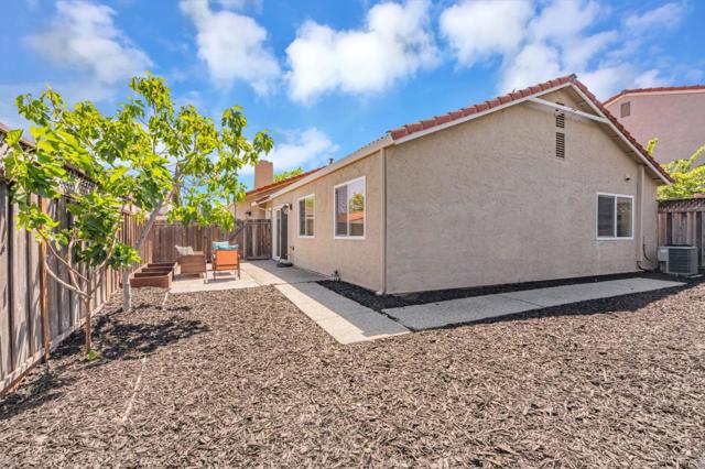 3915 Jerabek Court, San Jose CA: https://media.crmls.org/mediaz/d1b4b445-17d5-4352-8472-0500a27235f5.jpg