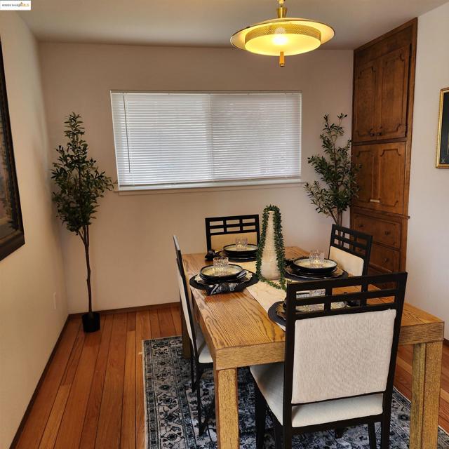 3312 Wisconsin St, Oakland CA: https://media.crmls.org/mediaz/d1b53f08-8fdc-4754-a1a4-214913dc0ef6.jpg