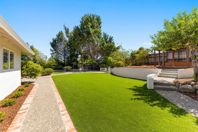 1575 Kingswood Drive, Hillsborough CA: https://media.crmls.org/mediaz/d1b5c6ab-b707-444a-804b-8b5d9b3caac9.jpg