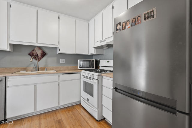 Detail Gallery Image 11 of 22 For 1251 San Simeon Ct #4,  Ventura,  CA 93003 - 2 Beds | 1/1 Baths