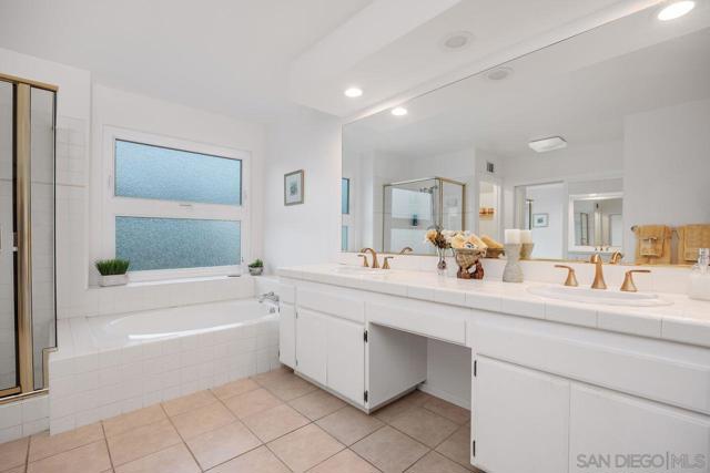 3975 San Gregorio Way, San Diego CA: https://media.crmls.org/mediaz/d1b69e4b-6538-4561-9e8b-33fdfa56ef99.jpg