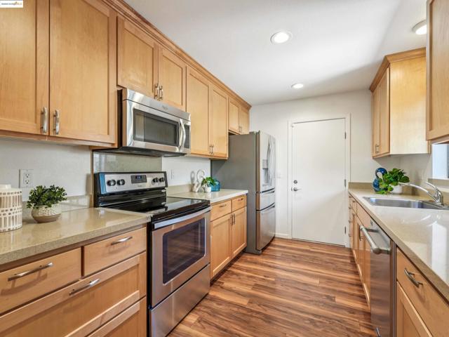 Image 13 of 46 For 589 Evangeline Way