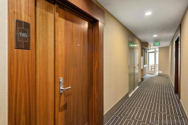 700 W Harbor Dr, San Diego CA: https://media.crmls.org/mediaz/d1b839b7-5c88-45d9-abea-8db701b803a6.jpg