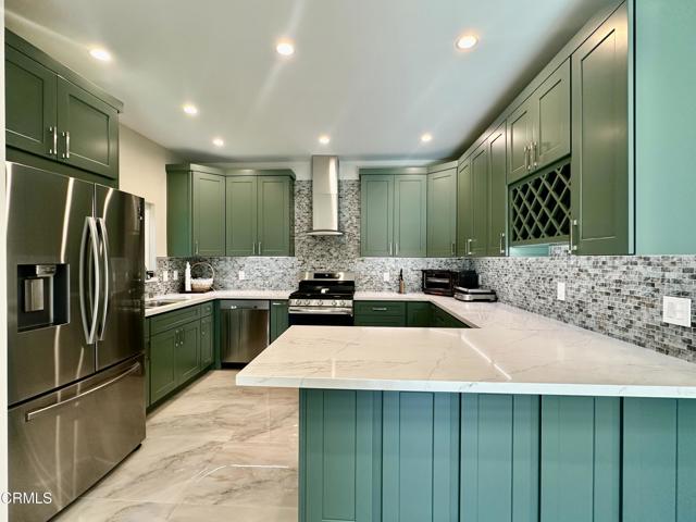 Detail Gallery Image 3 of 18 For 17720 San Jose St, Granada Hills,  CA 91344 - 3 Beds | 2 Baths