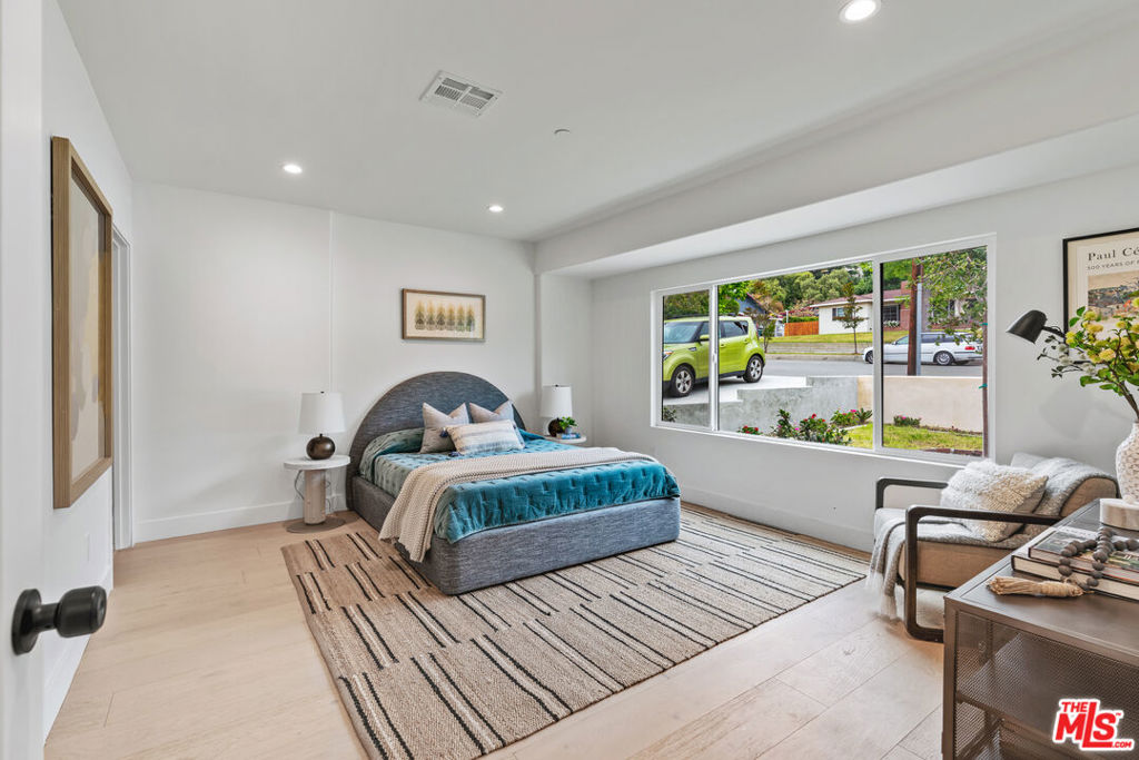 225 N Lima Street Sierra Madre img 22
