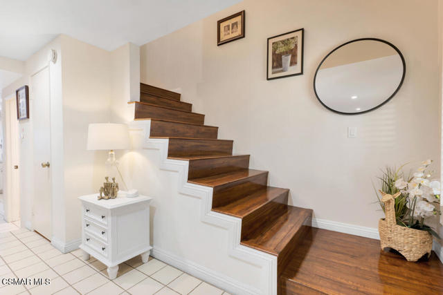 8235 Mason Avenue, Winnetka CA: https://media.crmls.org/mediaz/d1bb4a10-5f76-4c76-9604-810492fb6a04.jpg