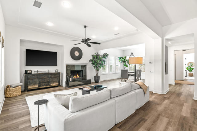 76158 Via Montelena, Indian Wells CA: https://media.crmls.org/mediaz/d1bbe29a-ff30-4f84-bd3d-2c14c5c9e6c9.jpg