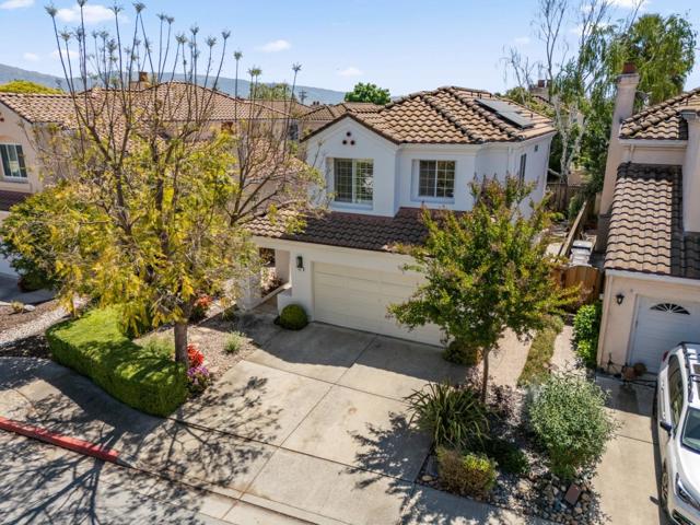 507 Via Sorrento, Morgan Hill CA: https://media.crmls.org/mediaz/d1bbff0b-13ee-40dc-8d88-860bd6e91f52.jpg