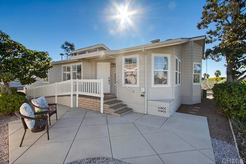 525 W El Norte Parkway #151