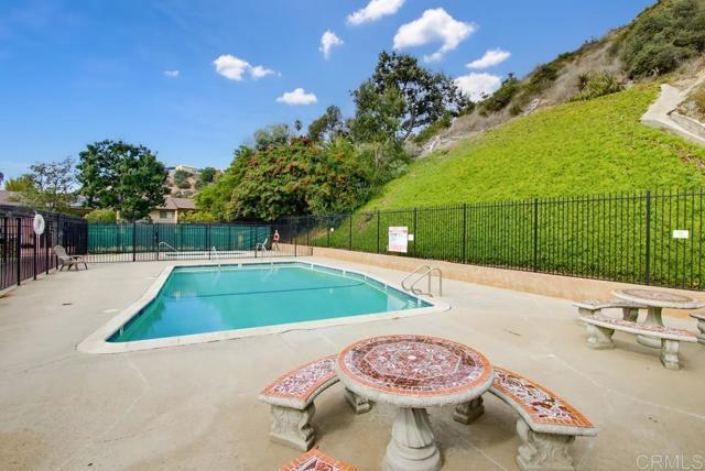 3612 Fairlomas Road, National City CA: https://media.crmls.org/mediaz/d1bd078c-5884-4669-817e-d09626832ed2.jpg