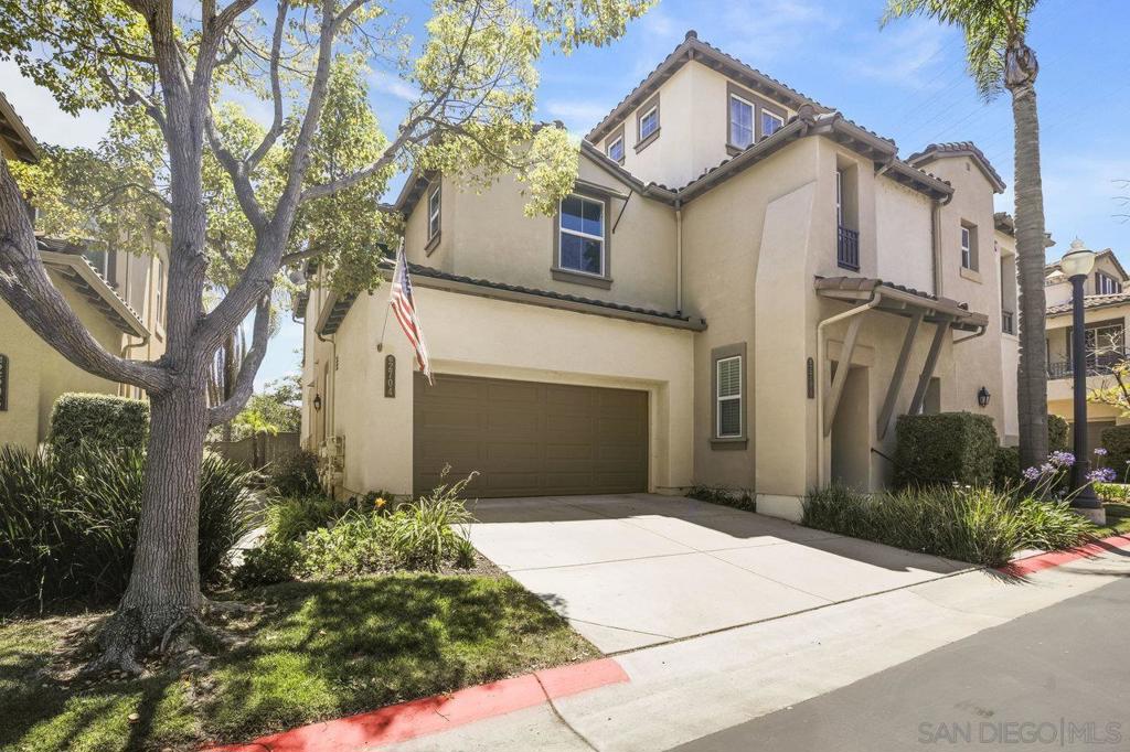 2704 Prato Ln