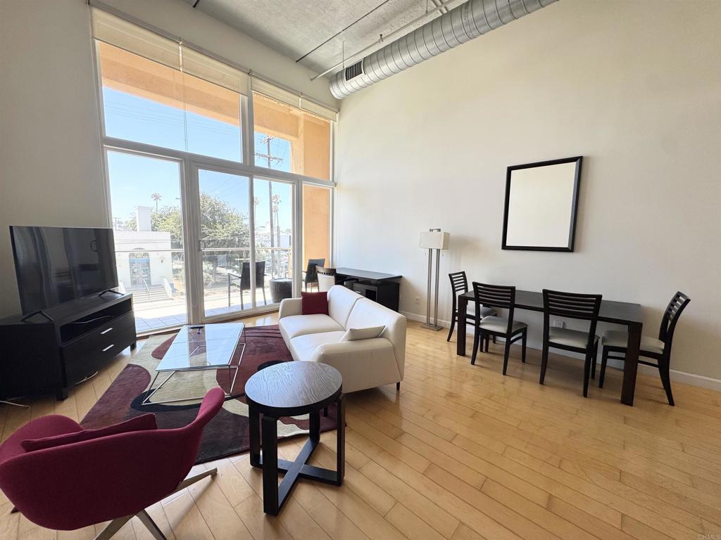 550 Seagaze Drive - photo 6