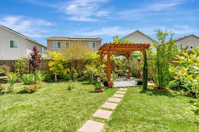 1420 Primitivo Lane, Manteca CA: https://media.crmls.org/mediaz/d1be6a80-6b70-48ce-a3f9-d6a549c3c886.jpg