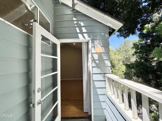 4987 Sullivan Street, Ventura CA: https://media.crmls.org/mediaz/d1bfc472-e926-4617-8993-9ea63a97567e.jpg