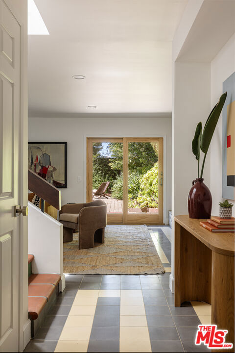 2806 Sunday Trail, Los Angeles CA: https://media.crmls.org/mediaz/d1bfe113-511e-479e-a4cd-45eef06eacd6.jpg