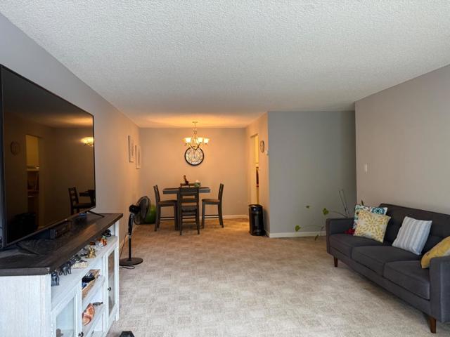 5344 Shelter Creek Lane, San Bruno CA: https://media.crmls.org/mediaz/d1c0a889-b387-4808-949d-f88d4f7fa481.jpg