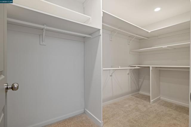 6944 Cedar Ln, Dublin CA: https://media.crmls.org/mediaz/d1c0c7df-89c7-4701-880f-c3d9f01b2fd9.jpg
