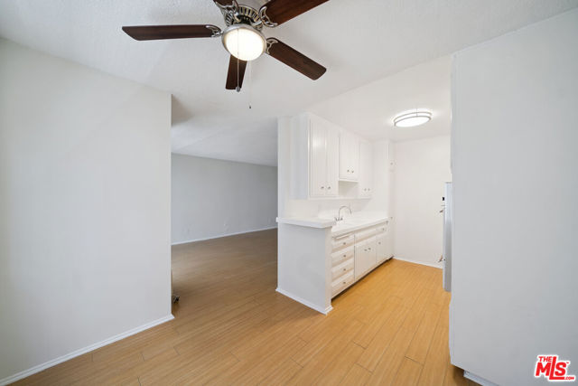 7032 Lanewood Avenue, Los Angeles CA: https://media.crmls.org/mediaz/d1c11478-5c7b-4b27-aa90-9f96c04d7a06.jpg