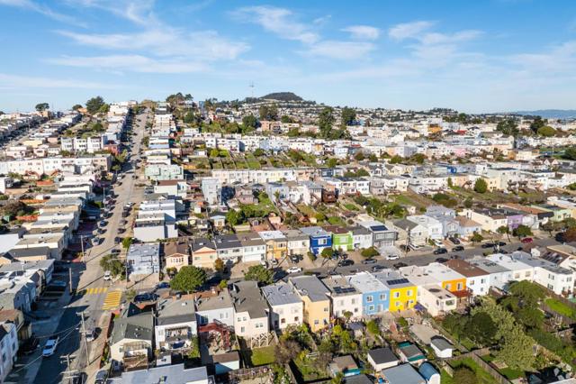 2629 San Jose Avenue, San Francisco CA: https://media.crmls.org/mediaz/d1c1ba3e-a1cd-47ab-8bea-ecf5e16798bc.jpg