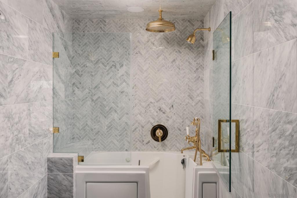 2206 Place Monaco - photo 18