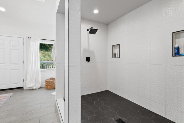 532 Moonrise Lane, Aptos CA: https://media.crmls.org/mediaz/d1c28ab3-c686-4779-a1a7-234fa781eec7.jpg