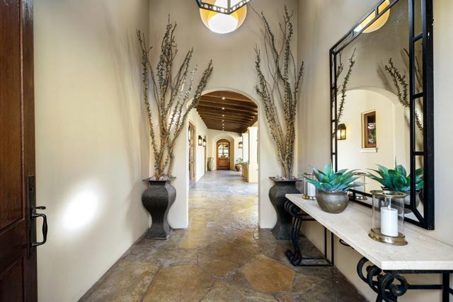 77205 Loma Vista, La Quinta CA: https://media.crmls.org/mediaz/d1c2e82f-2bdd-40fd-a622-7ea9d2053a72.jpg