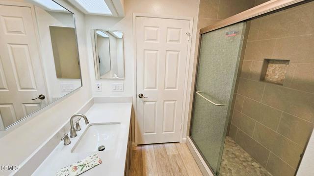 Detail Gallery Image 15 of 21 For 1161 Windward Way, Oxnard,  CA 93035 - 3 Beds | 2 Baths