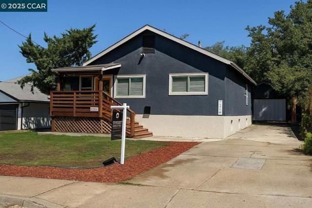 314 Washington St, Vallejo CA: https://media.crmls.org/mediaz/d1c4eab6-703b-4707-8495-43b53a526716.jpg