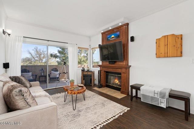 2716 Borchard Road, Newbury Park CA: https://media.crmls.org/mediaz/d1c504e7-a487-415b-ac4c-71779495b3f4.jpg