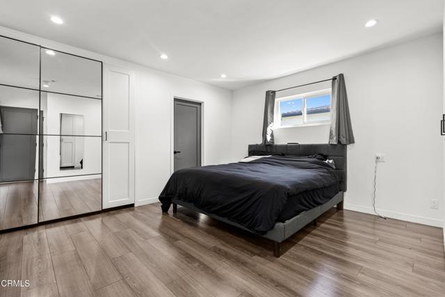 Detail Gallery Image 12 of 20 For 12827 Sylvan St, North Hollywood,  CA 91606 - 4 Beds | 3 Baths