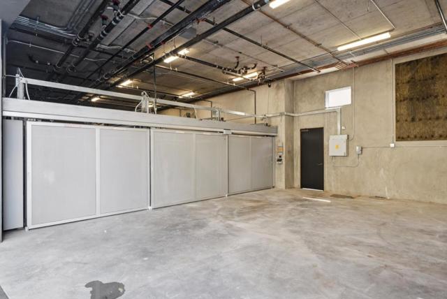 1433 Floribunda Avenue, Burlingame CA: https://media.crmls.org/mediaz/d1c5ba76-e7e4-4527-9b2f-6f8b94957c0f.jpg