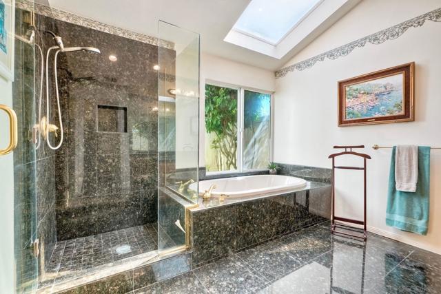 2183 Lundy Lake Dr, Escondido CA: https://media.crmls.org/mediaz/d1c5d591-c1cf-45ff-a1ca-4bab96ae22c9.jpg