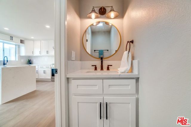 1832 Rockefeller Lane, Redondo Beach, California 90278, 2 Bedrooms Bedrooms, ,2 BathroomsBathrooms,Residential,For Sale,Rockefeller,25603743 1832 Rockefeller Lane, Redondo Beach, California 90278, 2 Bedrooms Bedrooms, ,2 BathroomsBathrooms,Residential,For Sale,Rockefeller,25603743