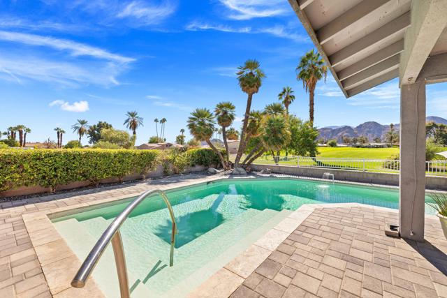 77245 Indiana Avenue, Palm Desert CA: https://media.crmls.org/mediaz/d1c6e0a0-fd1e-4a78-a247-7afc23d6e2f9.jpg