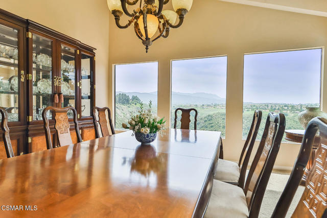1822 Calle Borrego, Thousand Oaks CA: https://media.crmls.org/mediaz/d1c7031e-64df-45fe-bce3-6527db743805.jpg