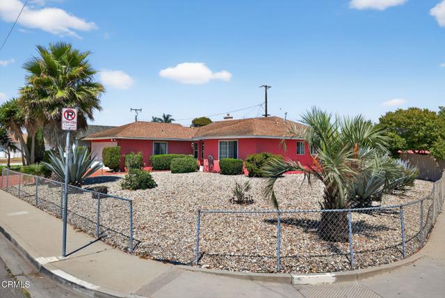 3666 Fournier Street, Oxnard CA: https://media.crmls.org/mediaz/d1c752a6-41a8-40d0-8dd0-fa5bf4a58230.jpg