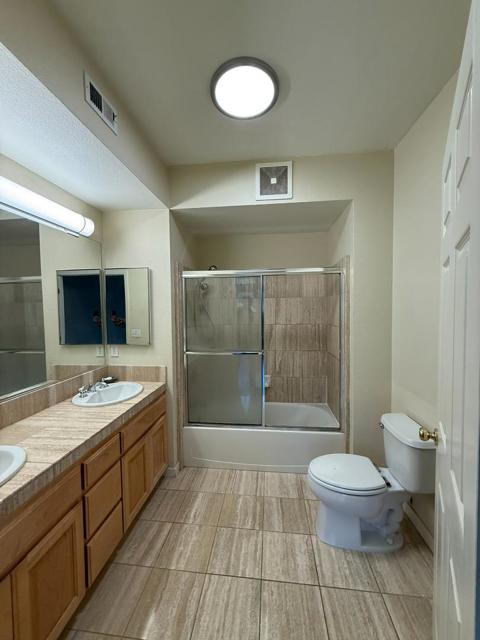 513 Callippe Court, Brisbane CA: https://media.crmls.org/mediaz/d1c7679d-286b-4f83-930d-83142810f371.jpg